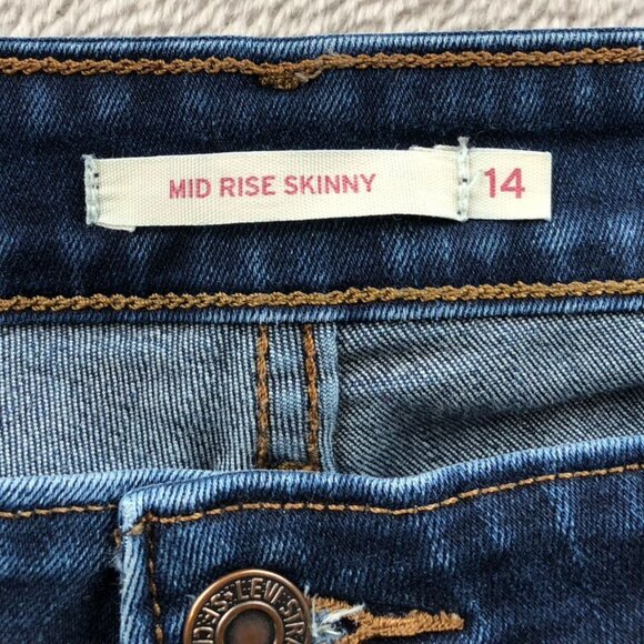 Levi's Womens Jeans Size 14S Mid Rise Skinny Leg Blue Dark Denim Casual Ankle - Picture 8 of 16